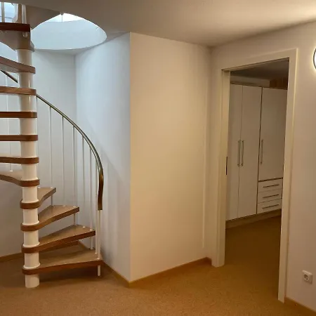 Grosszuegiges Domizil, 90qm, Mit Terrasse, Garten, Infrarotkabine Und Garage * 마르콰트슈타인