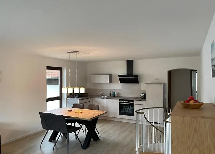 Grosszuegiges Domizil, 90qm, Mit Terrasse, Garten, Infrarotkabine Und Garage Lejlighed *